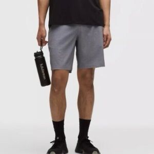 Lululemon Men's 9 inch Pacebreaker Shorts Fully Lined Size Medium Dark Gray